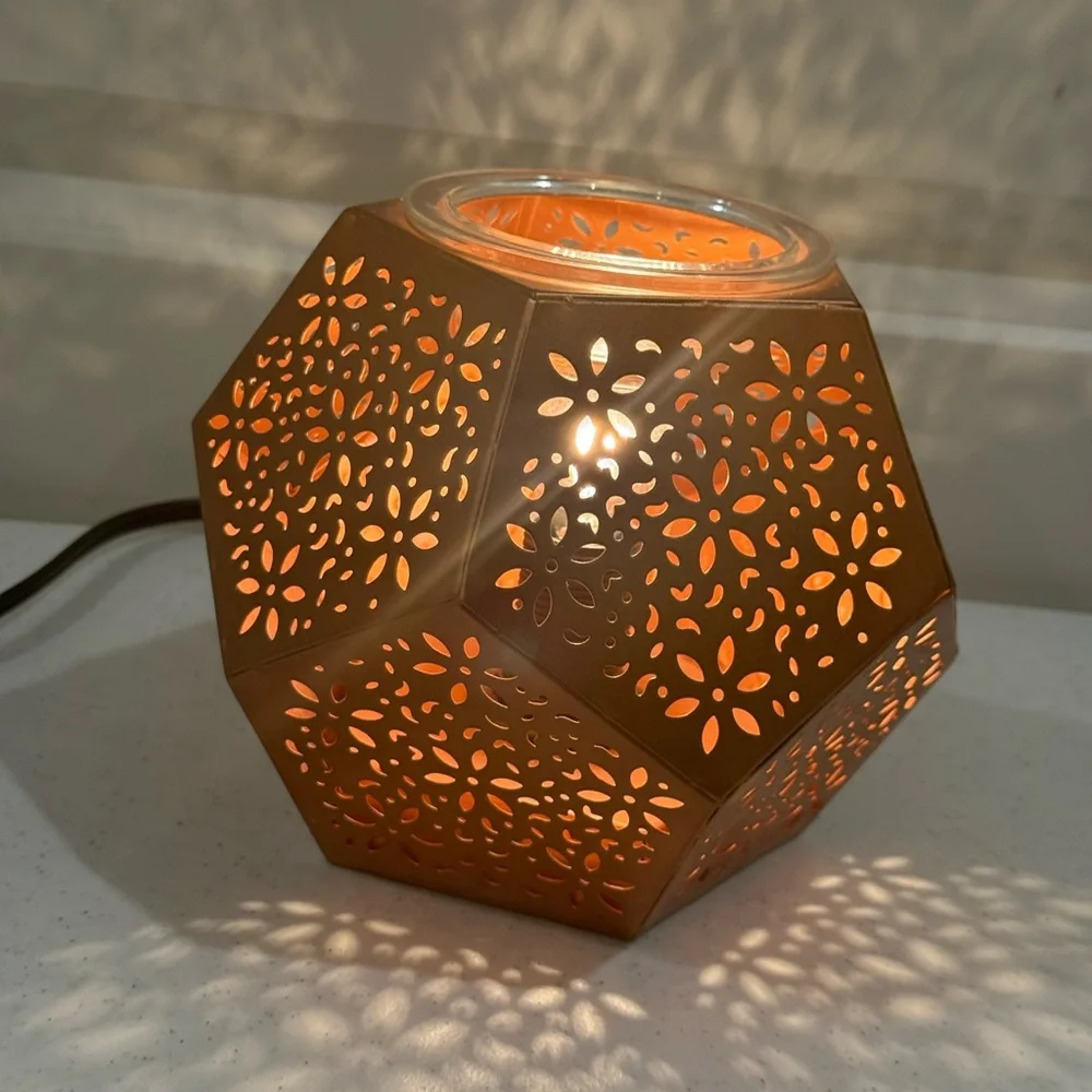 Scentsy Copper Cast Warmer ~ Like NEW